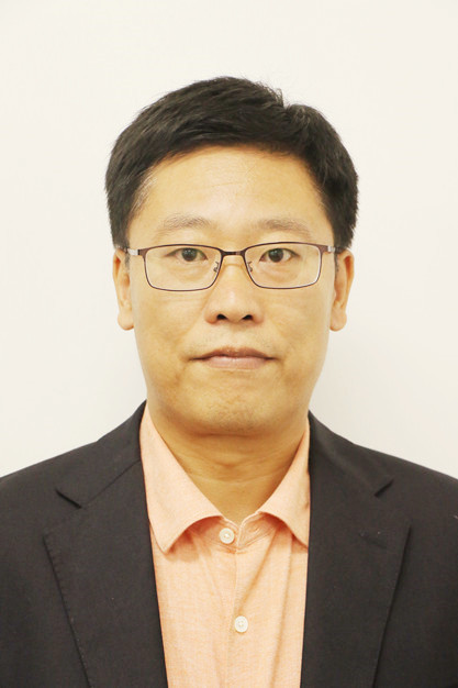 李宏